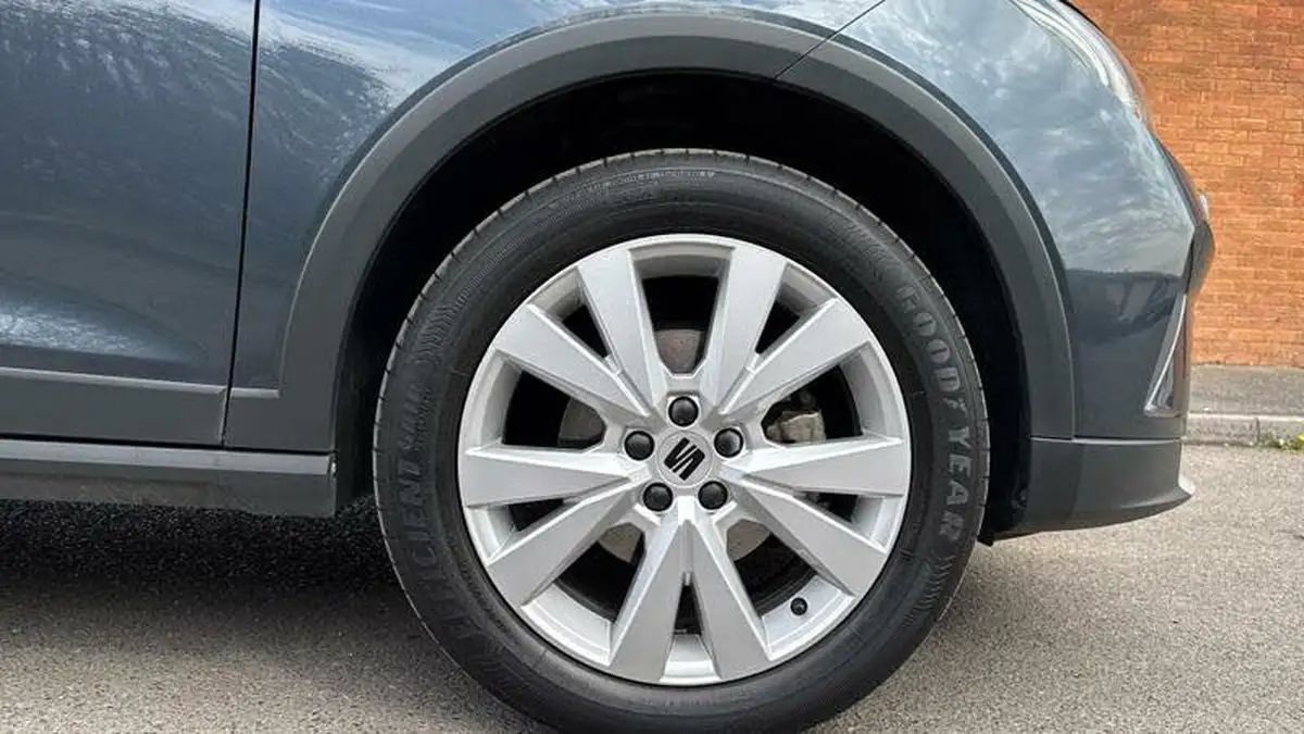 2022-seat-arona-10-tsi-xperience-dsg-big-4