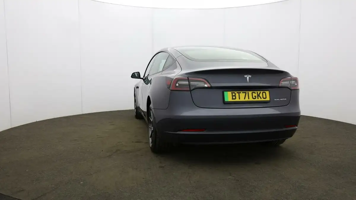 2021-tesla-model-3-e-long-range-awd-big-64