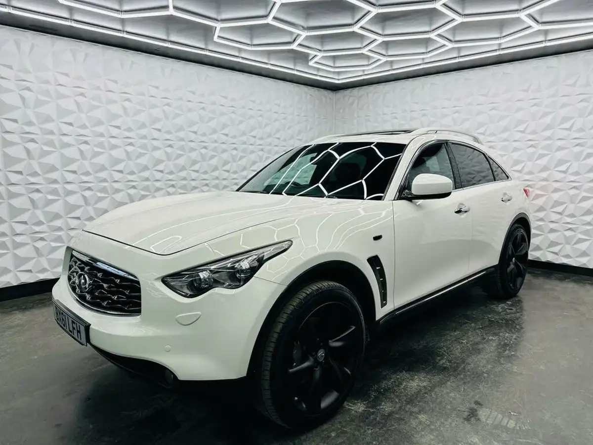 2011-infiniti-fx-30td-gt-big-5
