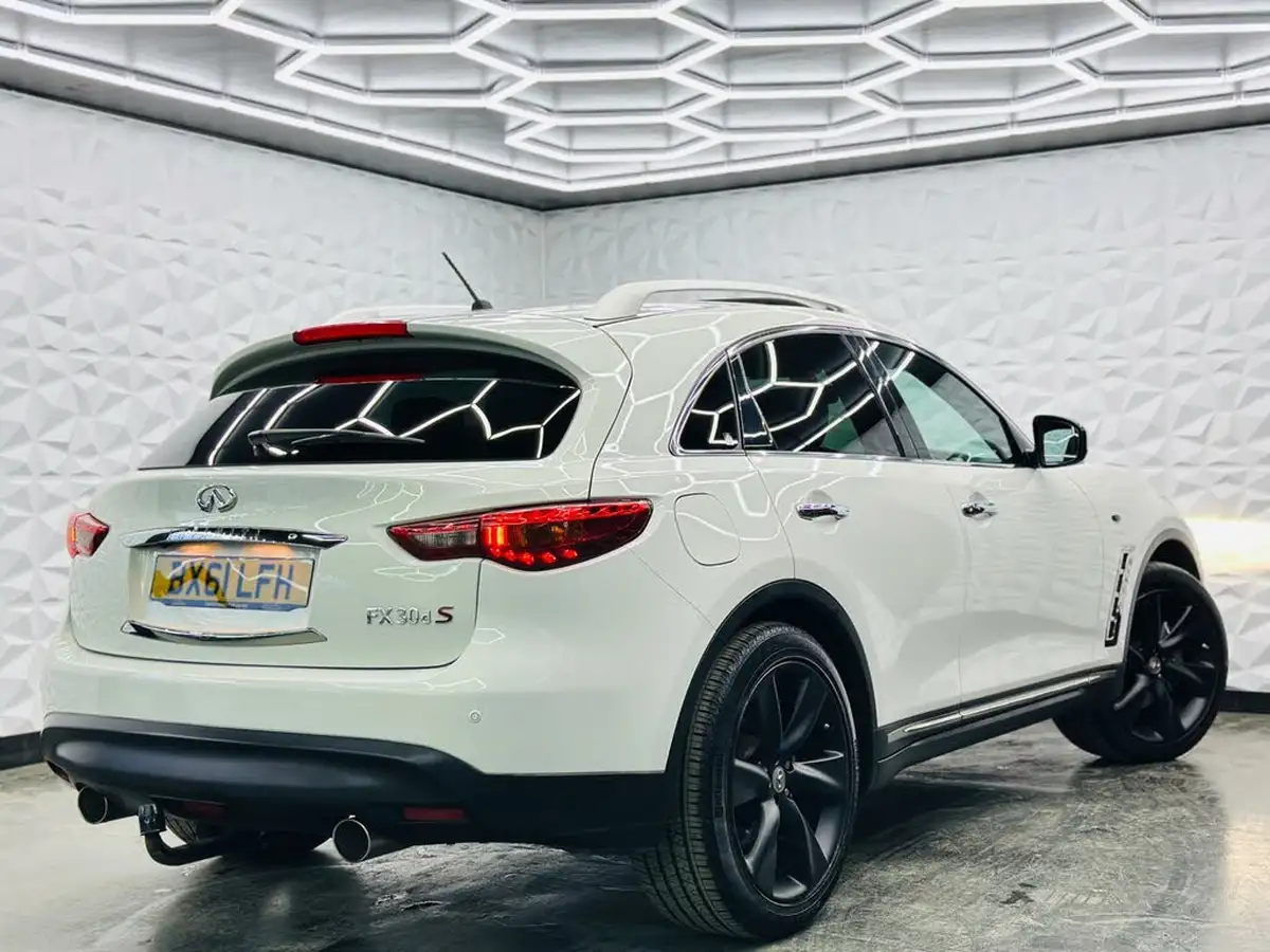 2011-infiniti-fx-30td-gt-big-1
