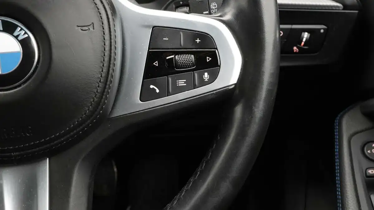 2022-bmw-1-series-15-118i-m-sport-lcp-big-23