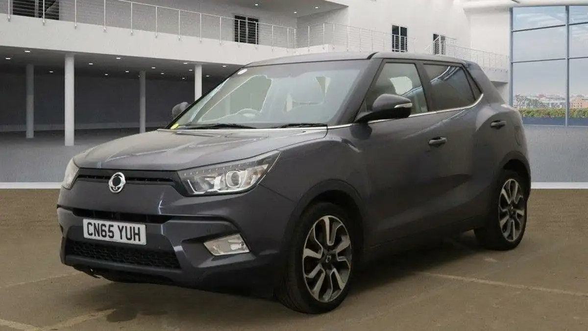 2015-kgm-ssangyong-tivoli-16-elx-big-1