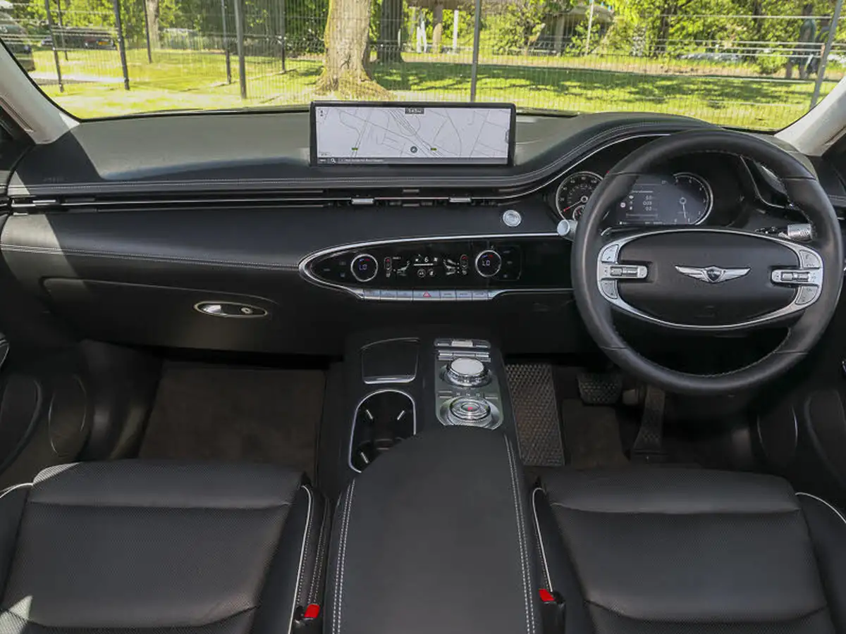 2022-genesis-gv70-22-d-luxury-line-210ps-big-2