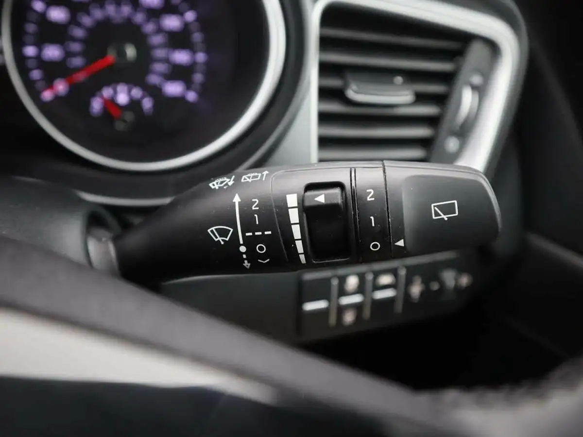 2024-kia-xceed-15-t-gdi-2-138bhp-big-33