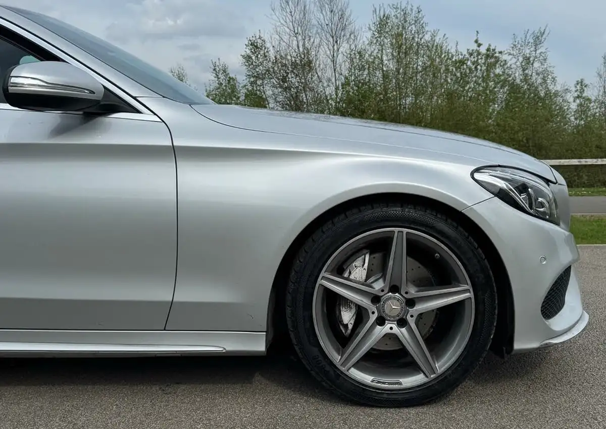 2015-mercedes-benz-c-class-21cdi-c220-amg-line-ss-saloon-4d-7g-tronic-plus-big-5