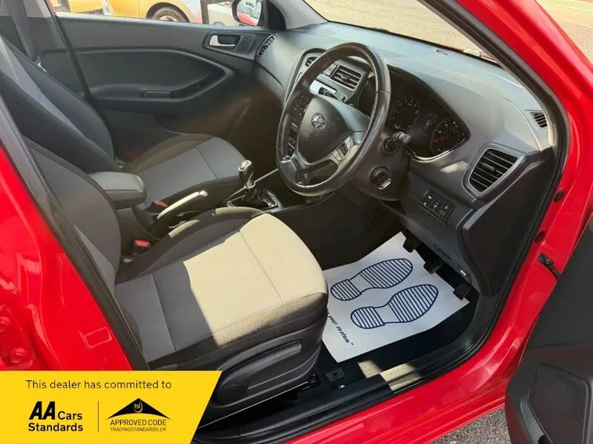 2019-hyundai-i20-10-t-gdi-premium-nav-isg-hatchback-5d-big-7