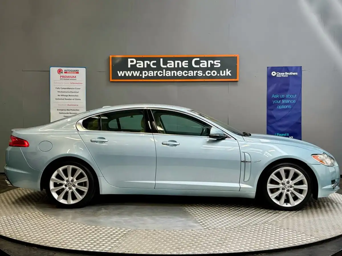 2012-jaguar-xf-30td-s-luxury-275ps-saloon-4d-auto-big-1
