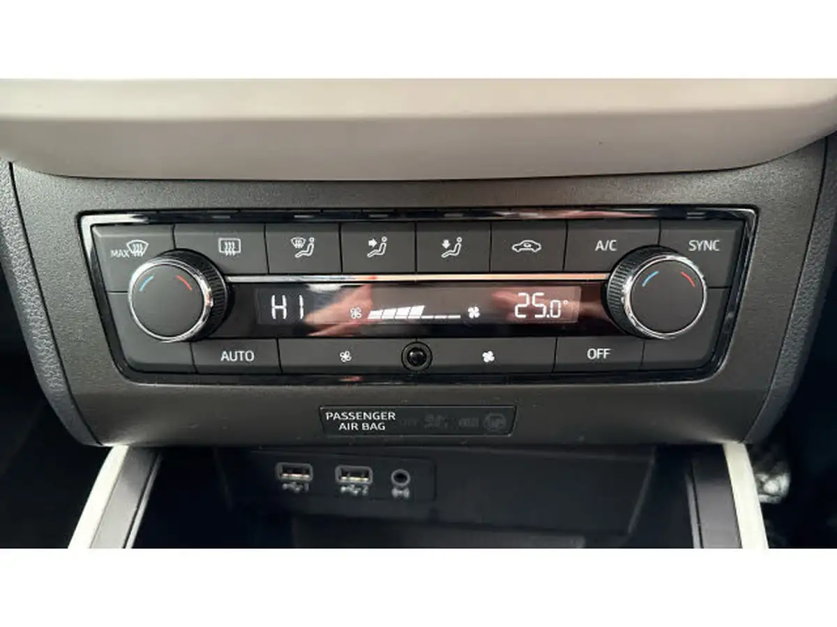 2019-seat-arona-10-tsi-xcellence-big-32