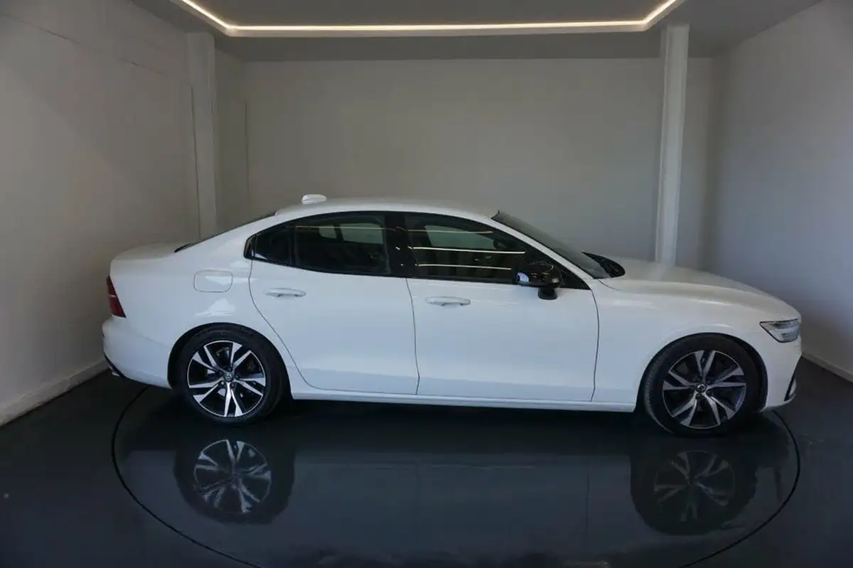 2019-volvo-s60-20-t5-r-design-plus-big-10