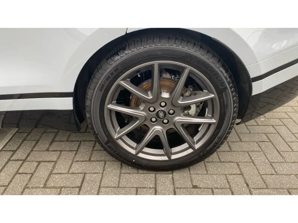 2024-land-rover-range-rover-velar-20-d200-dynamic-hse-big-21
