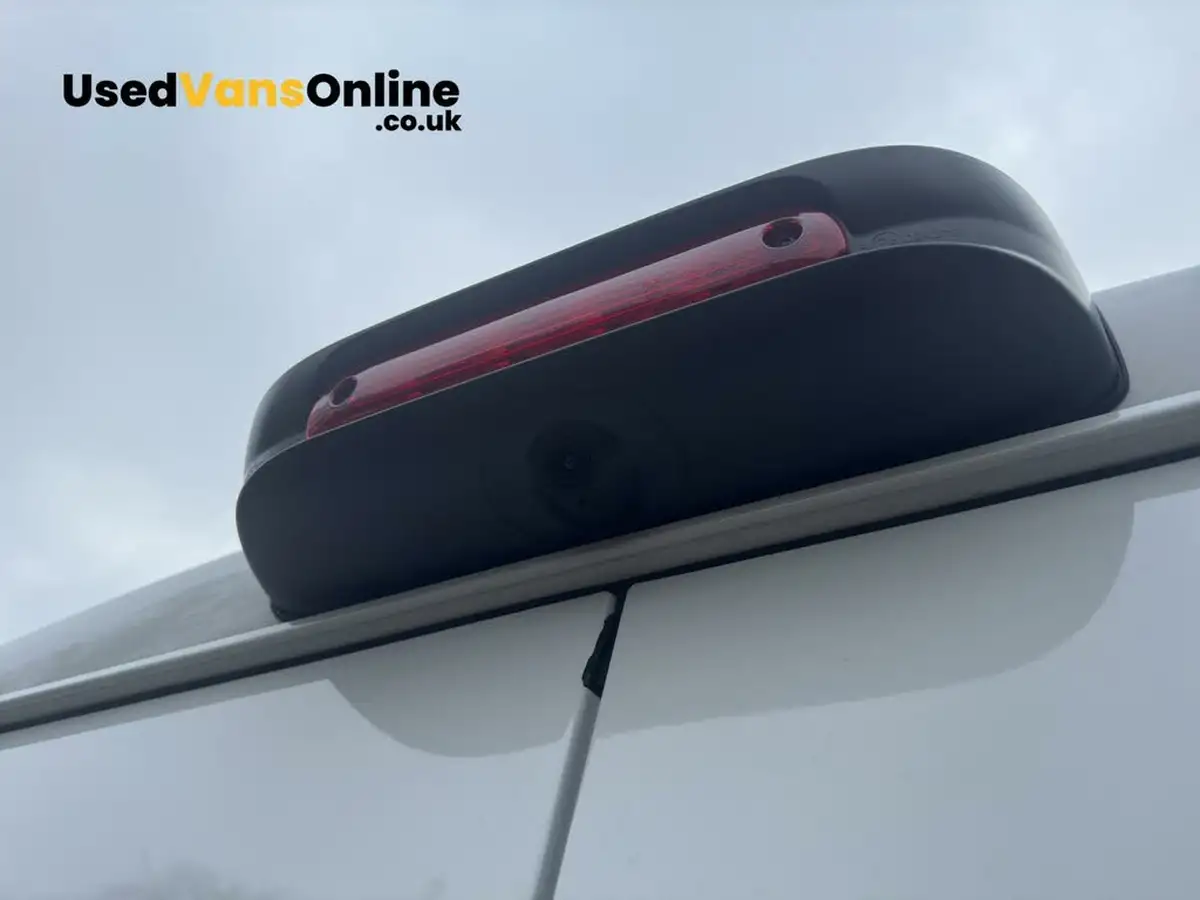 2024-citroen-relay-22bluehdi-35-l3h2-enterprise-edition-panel-big-30