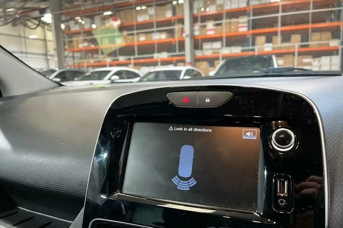 2019-renault-clio-09-tce-iconic-75ps-big-30