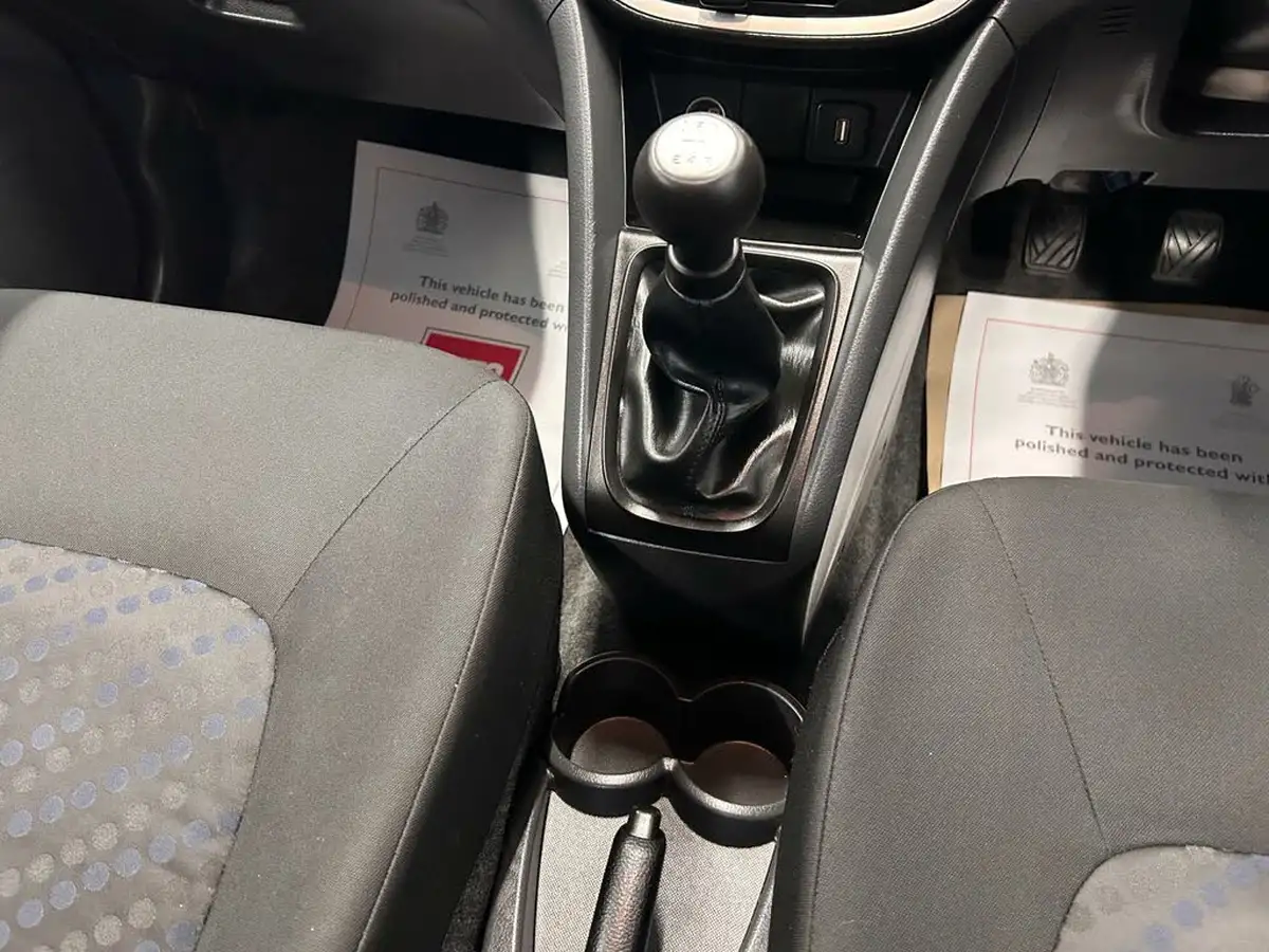 2016-suzuki-celerio-10-sz4-big-20