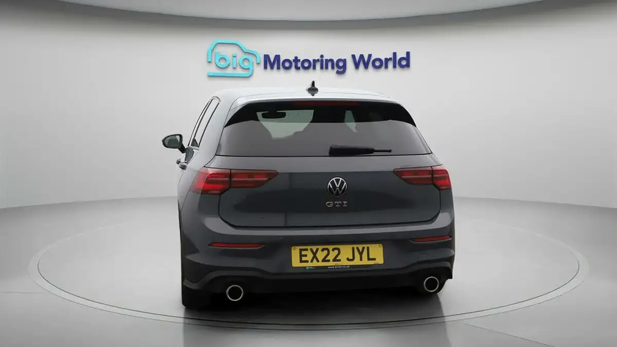 2022-volkswagen-golf-20-tsi-gti-dsg-big-6