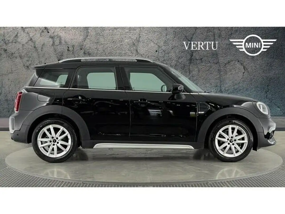 2022-mini-countryman-15-cooper-sport-big-2