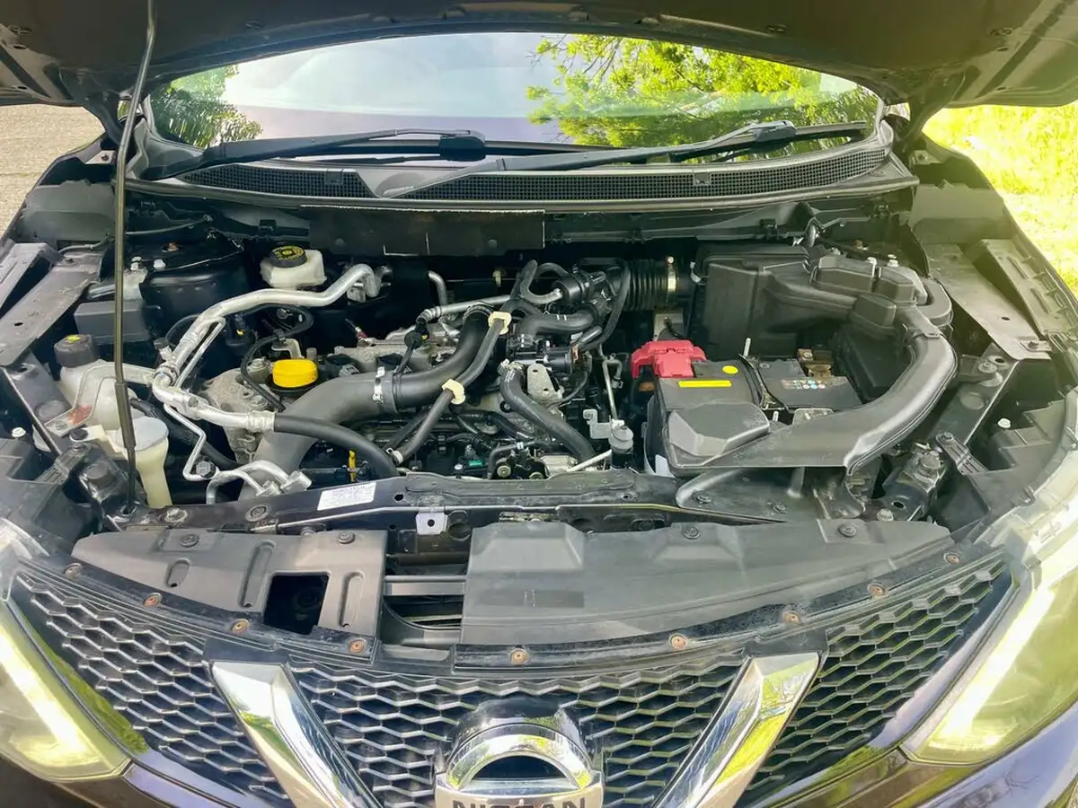 2014-nissan-qashqai-12-acenta-premium-big-40