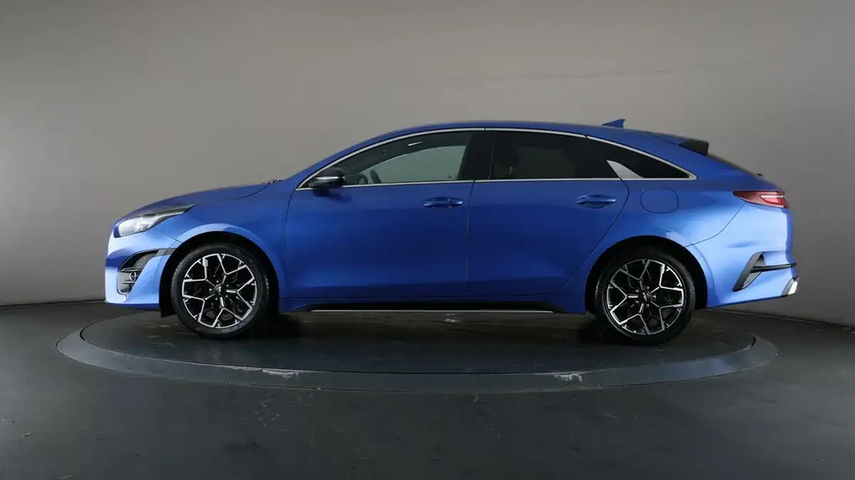 2022-kia-pro-ceed-15-t-gdi-gt-line-big-36