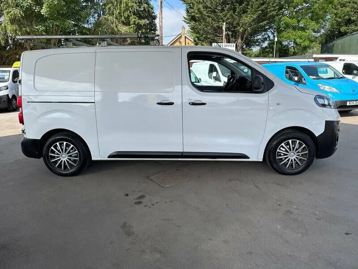 2019-vauxhall-vivaro-15td-2700-l1h1-edition-100pseu6dt-big-2