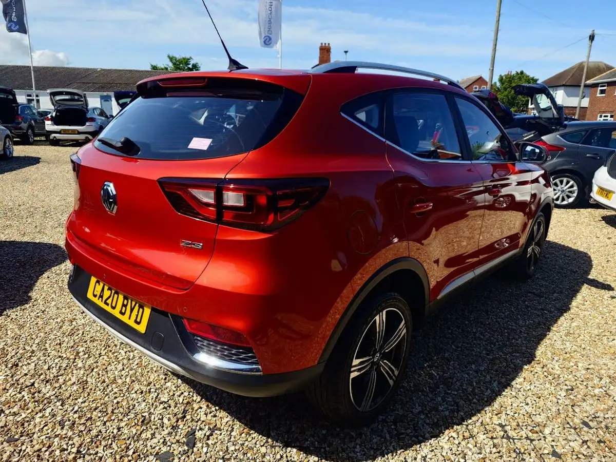 2020-mg-zs-suv-10t-gdi-exclusive-111ps-big-5