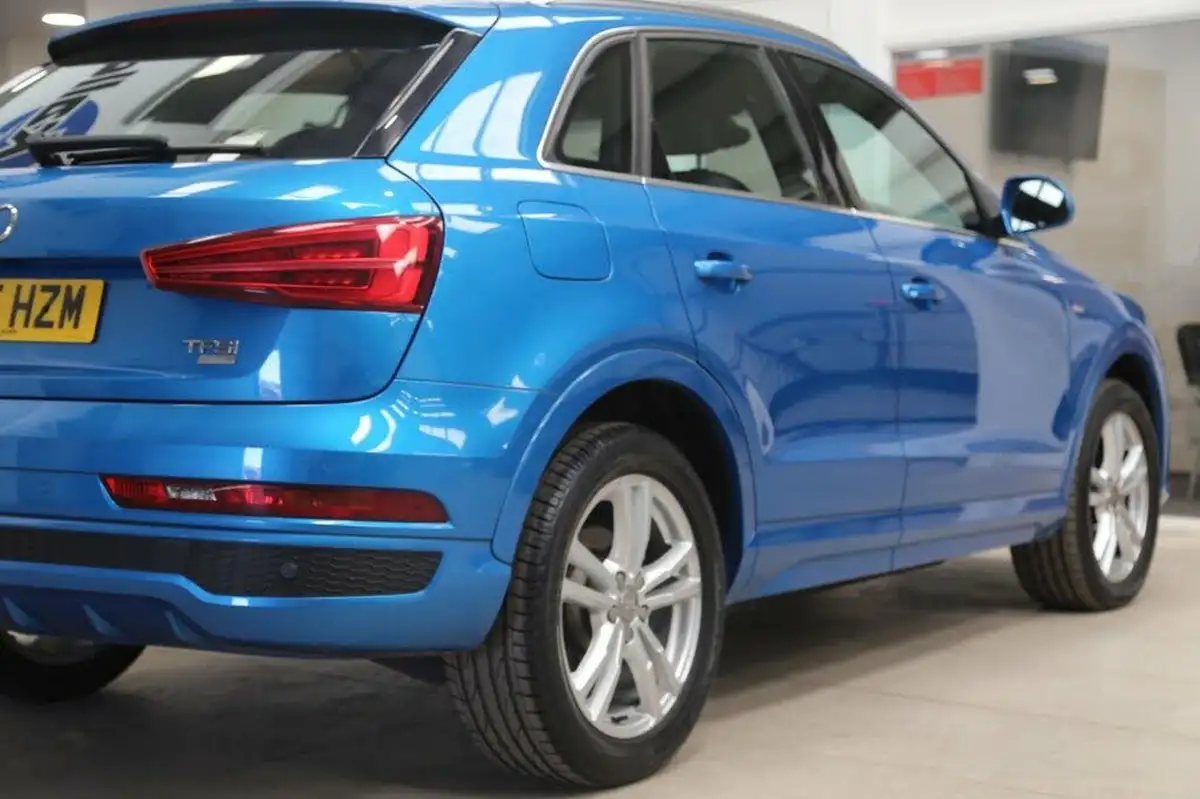2015-audi-q3-14-s-line-cod-ss-big-21