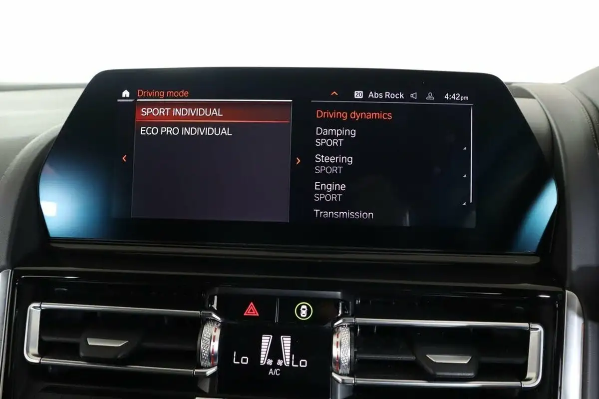 2022-bmw-8-series-30-840i-m-sport-convertible-2d-big-49