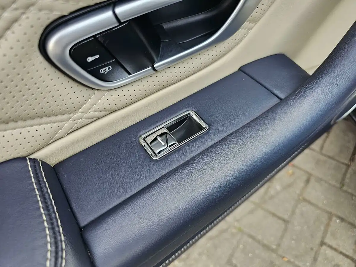 2013-bentley-continental-40-gt-v8-big-77