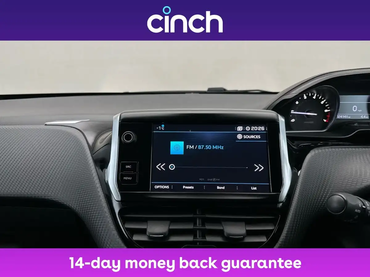 2018-peugeot-208-12-puretech-tech-edition-82bhp-big-16