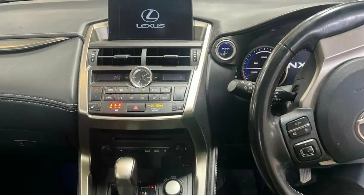 2017-lexus-nx-300h-25-sport-big-6