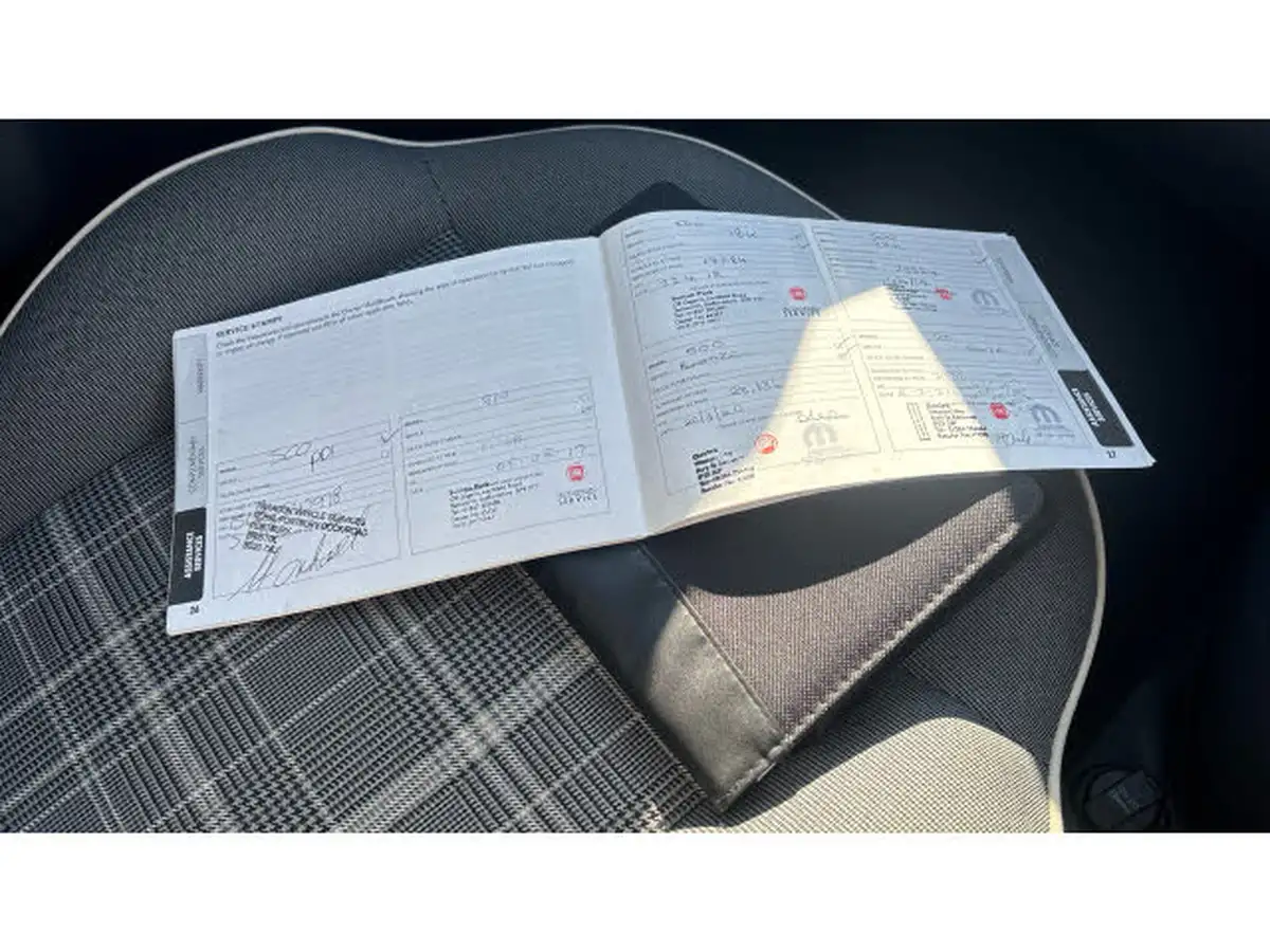 2016-fiat-500-12-lounge-big-18