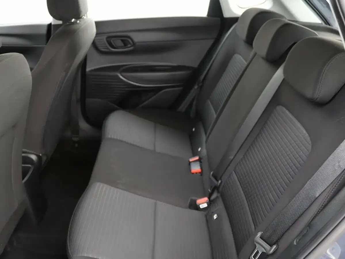 2022-hyundai-i20-10-t-gdi-se-connect-eclutch-imt-big-20