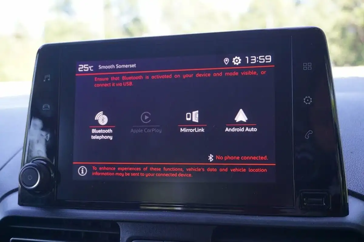 2023-citroen-berlingo-12-puretech-feel-m-size-big-10