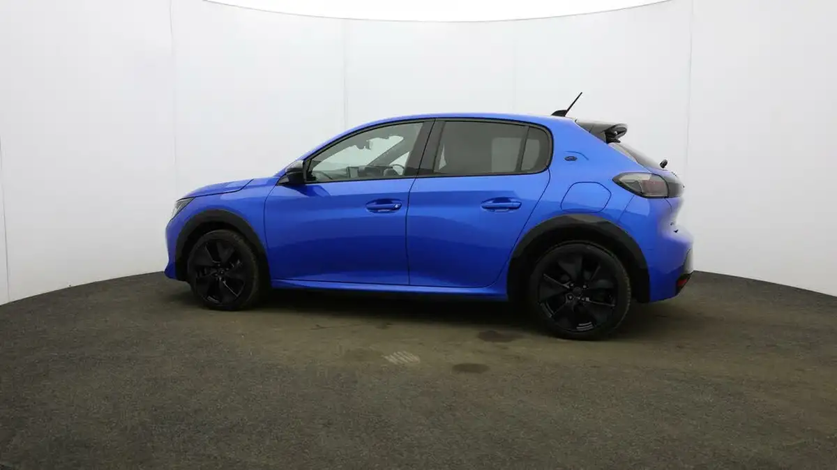 2021-peugeot-208-e-gt-premium-big-66