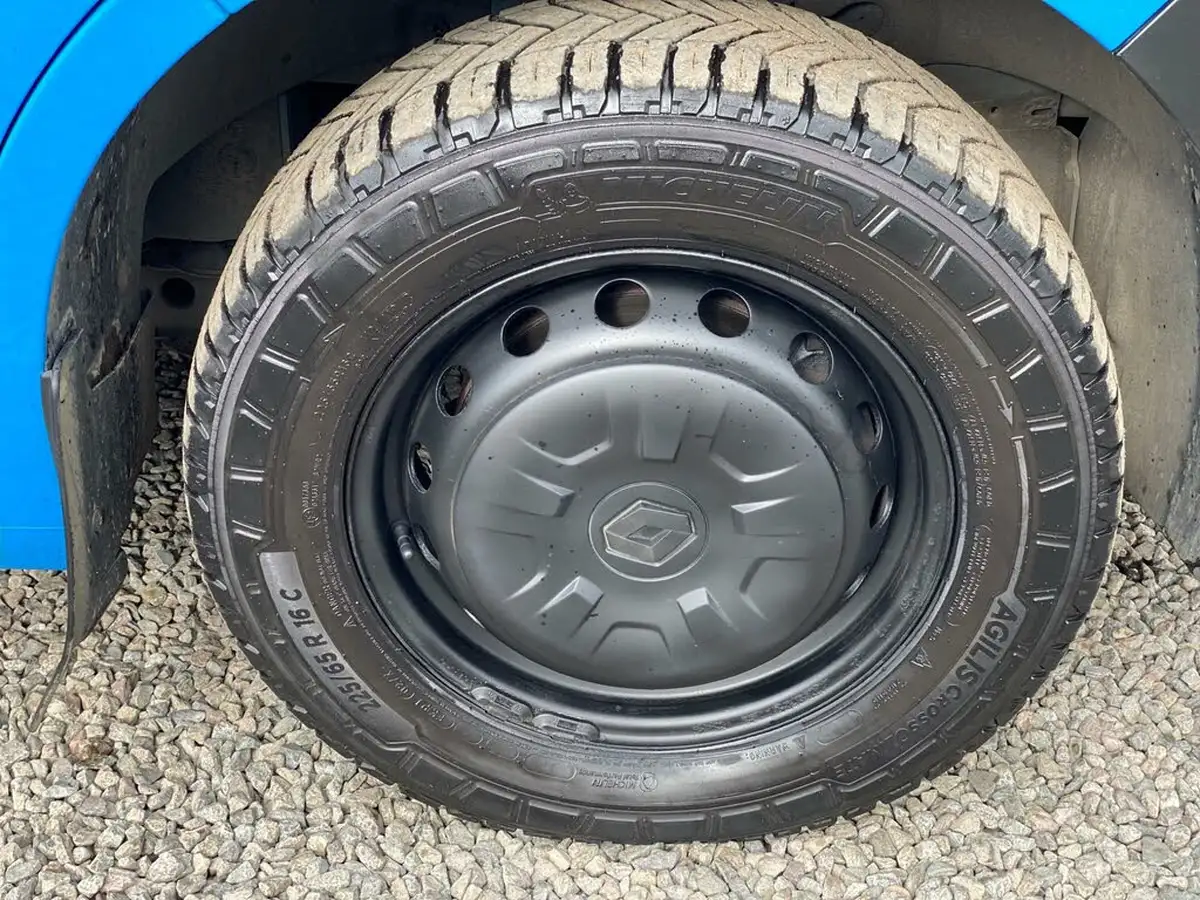 2020-renault-master-23dci-lm35-150-business-energy-big-57