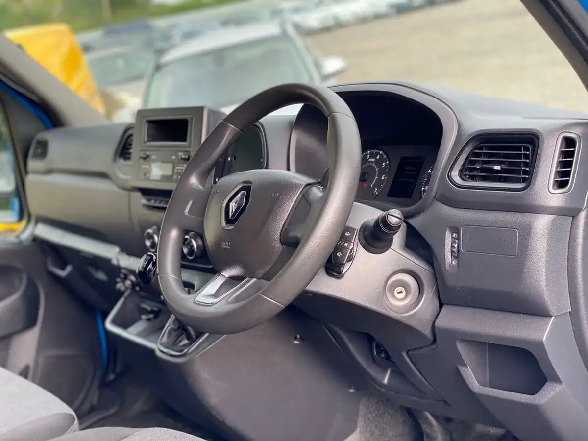 2020-renault-master-23dci-lm35-150-business-energy-big-5