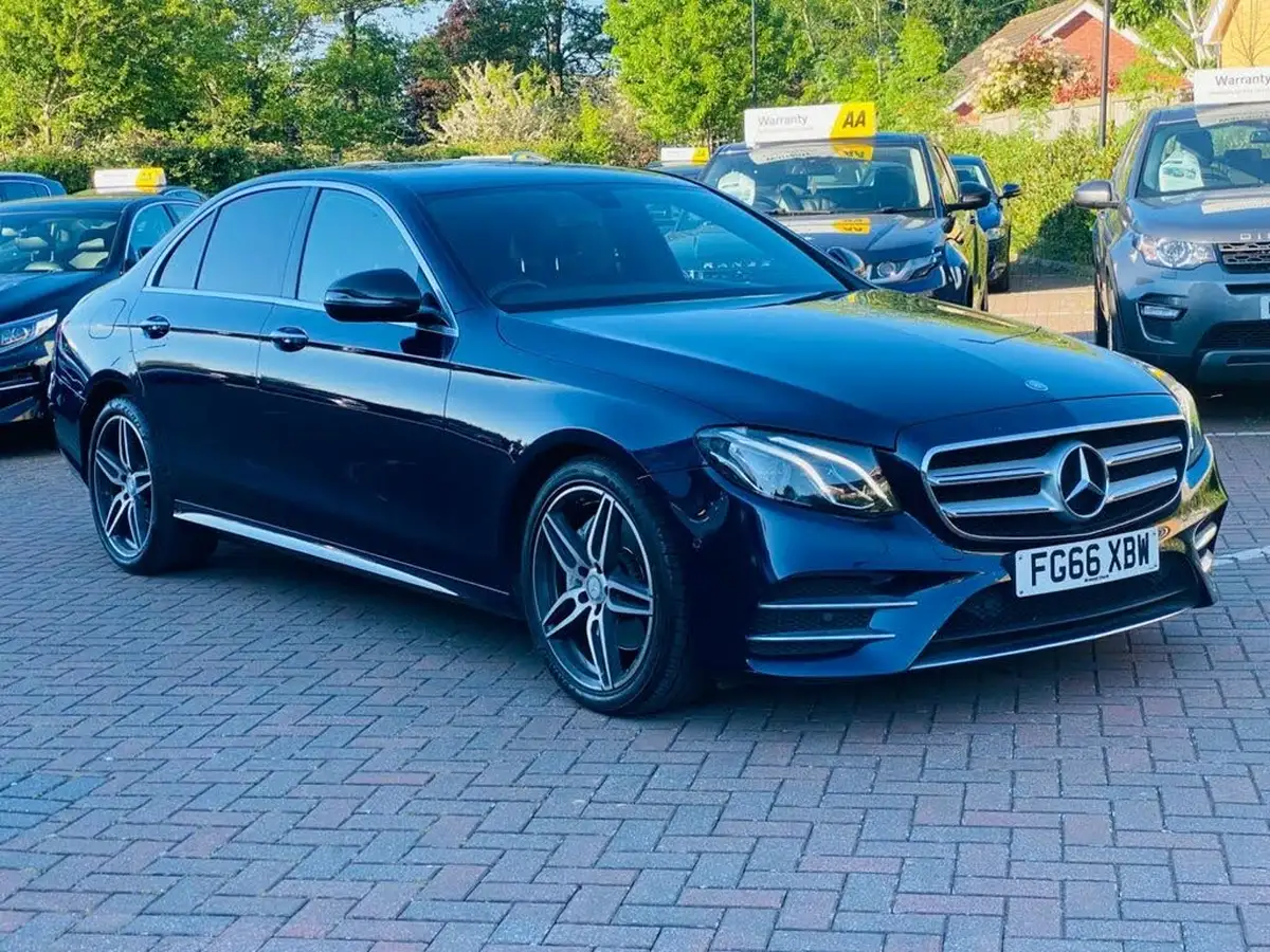 2016-mercedes-benz-e-class-20d-e220d-amg-line-ss-saloon-4d-big-4