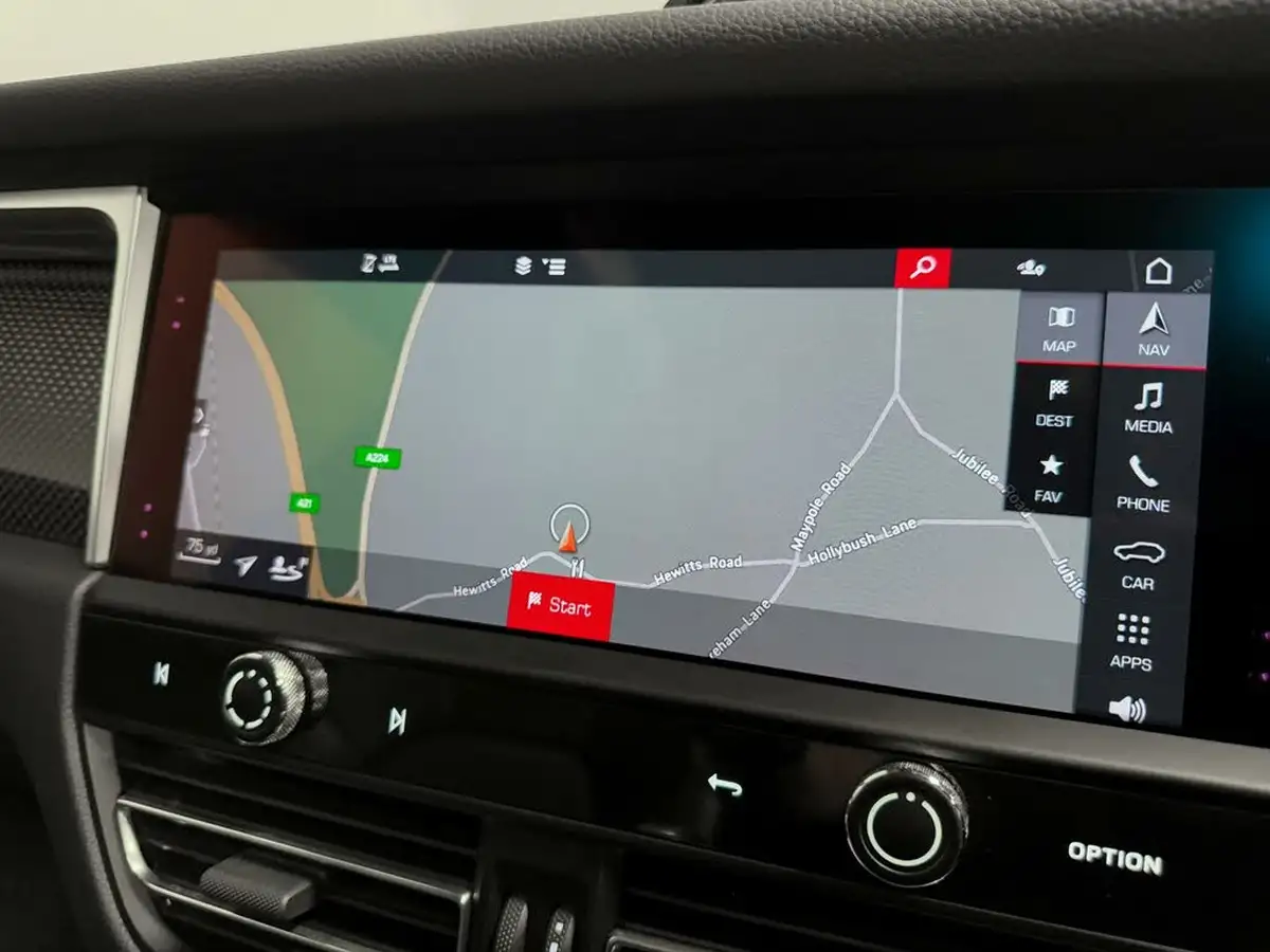 2022-porsche-macan-29-v6-s-big-54