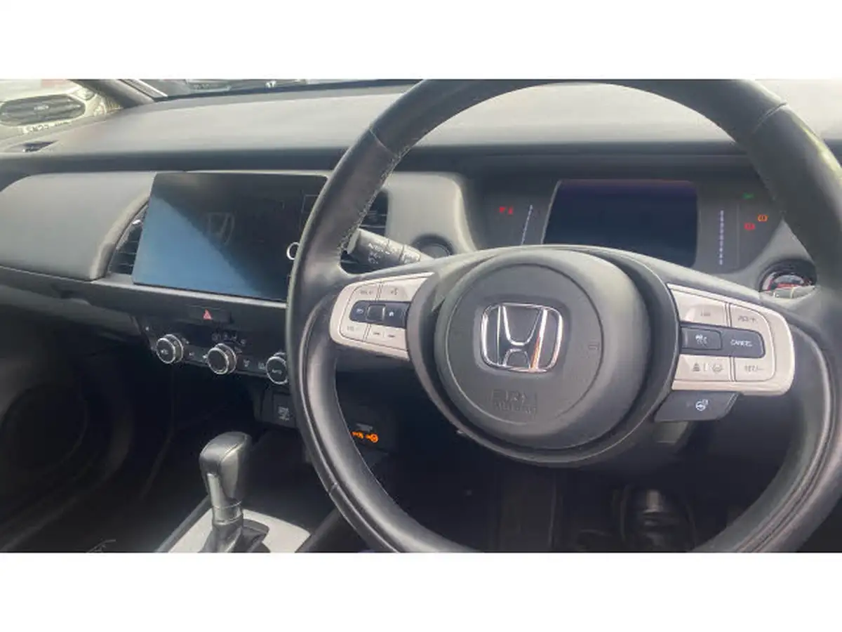 2022-honda-jazz-15-i-mmd-ex-107ps-big-14
