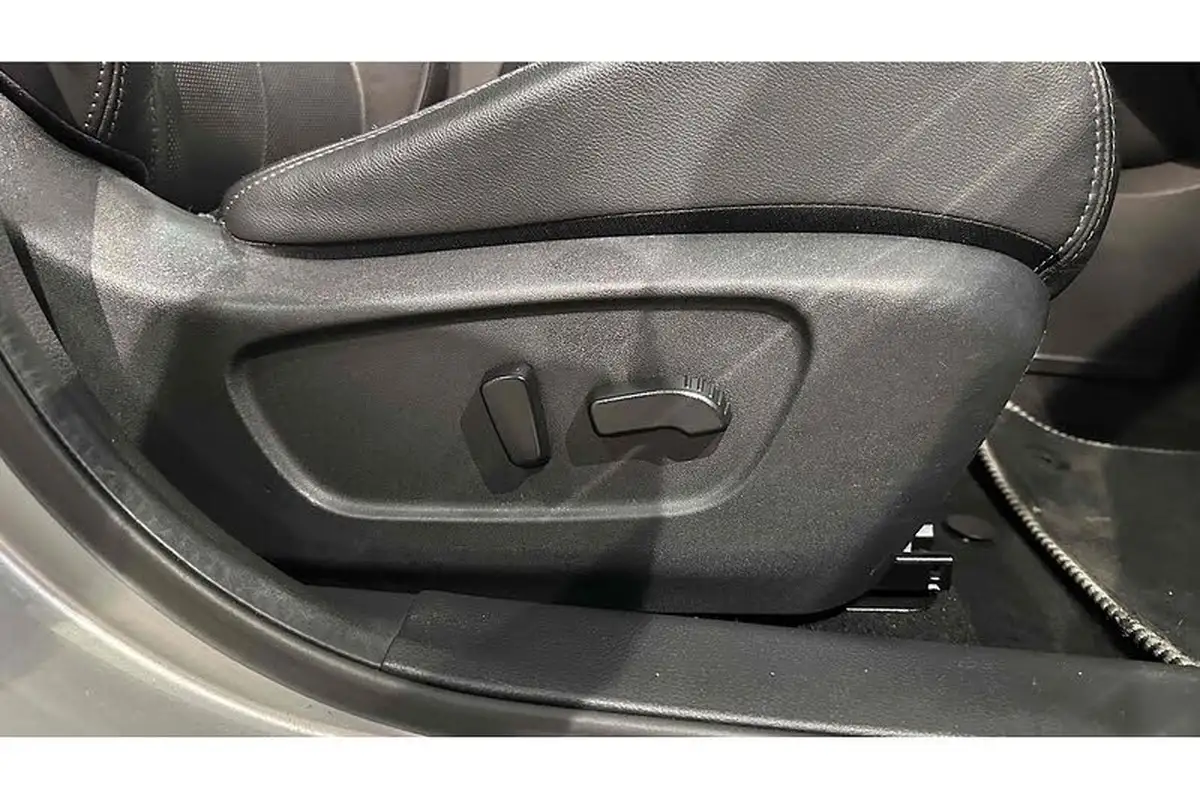 2016-nissan-qashqai-12-dig-t-tekna-xtronic-cvt-big-33