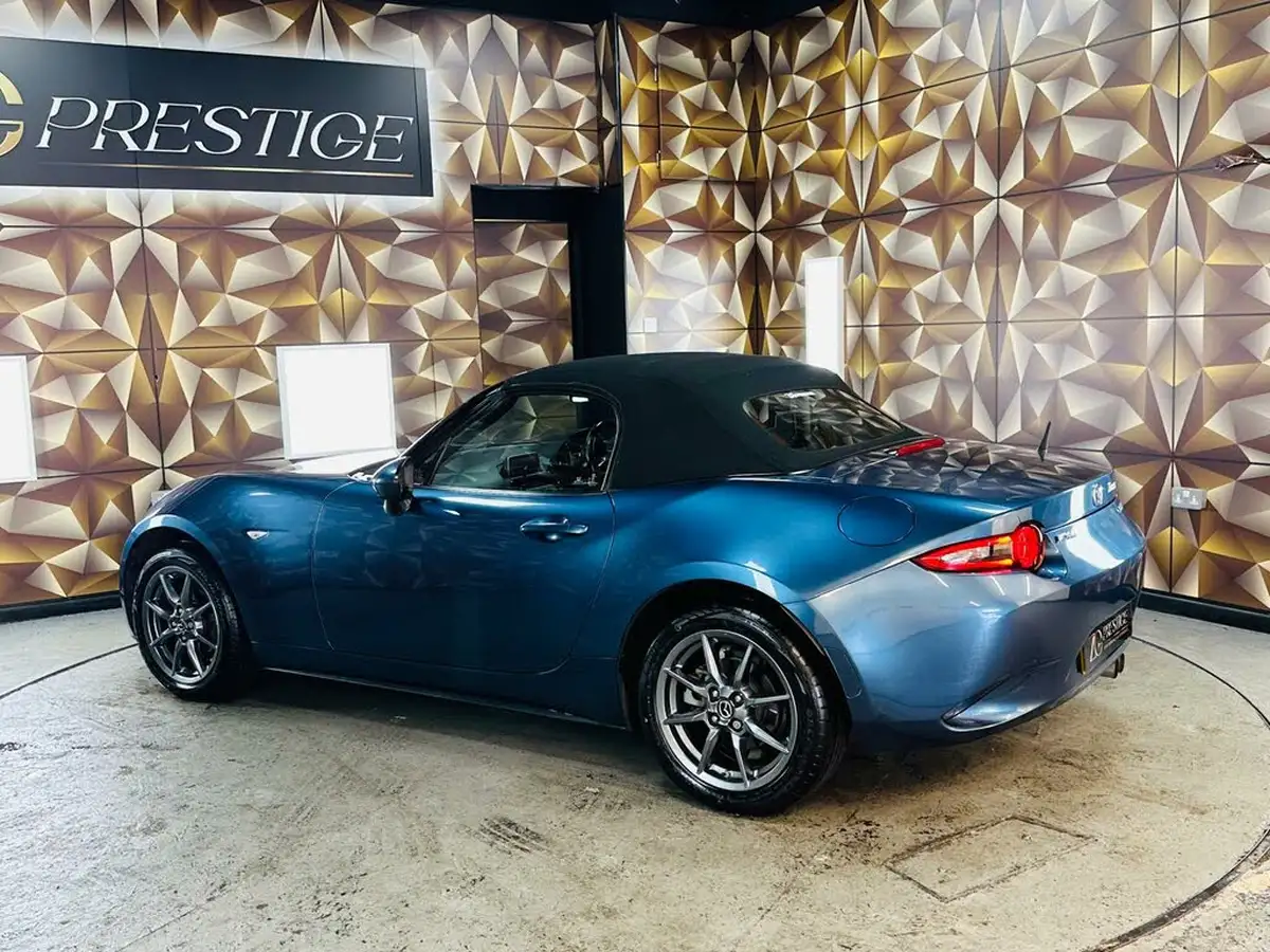 2019-mazda-mx-5-15-se-big-22