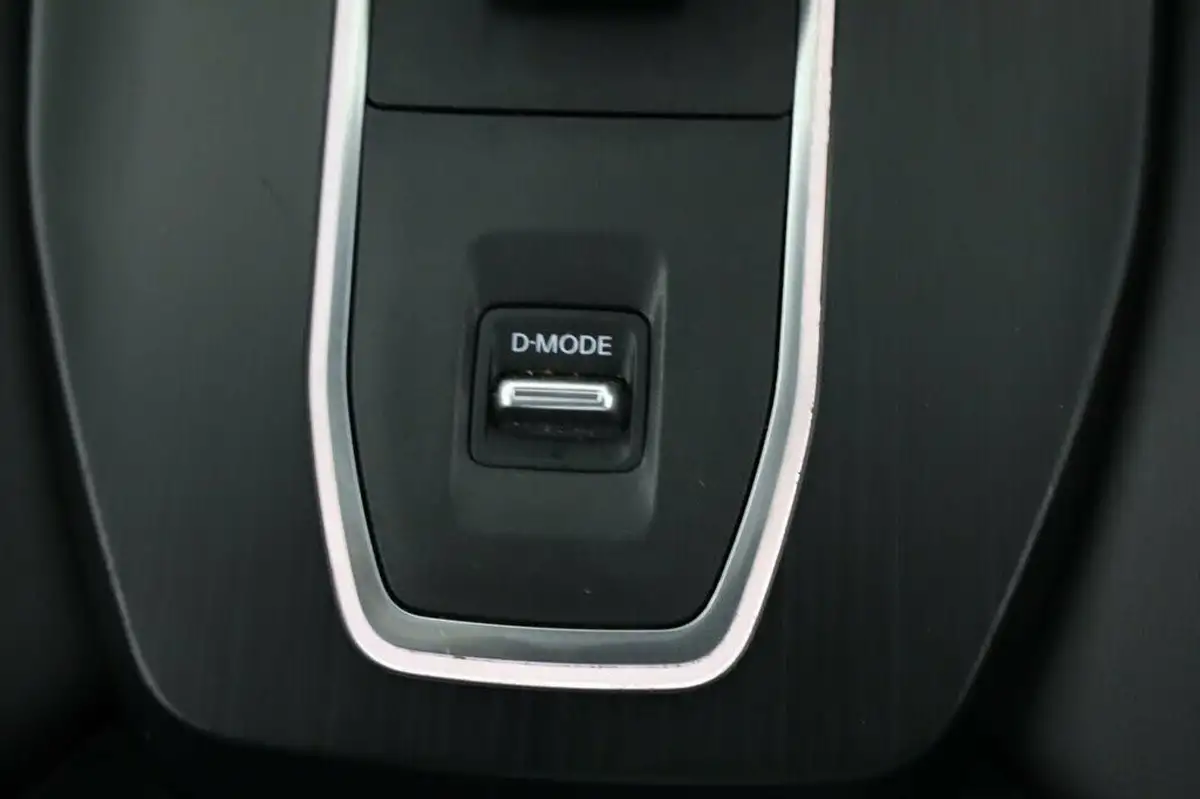 2023-nissan-qashqai-13-dig-t-n-connecta-160ps-auto-big-21