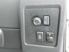 2013-nissan-qashqai-15td-360-small-30