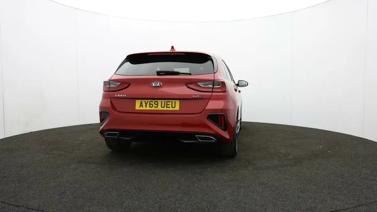 2019-kia-ceed-16crdi-gt-line-big-77