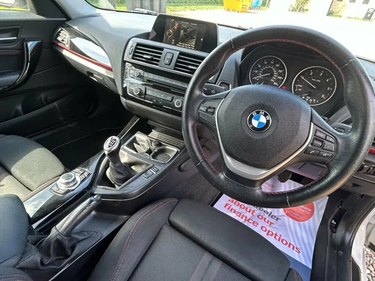 2016-bmw-1-series-15td-116d-sport-3d-big-26