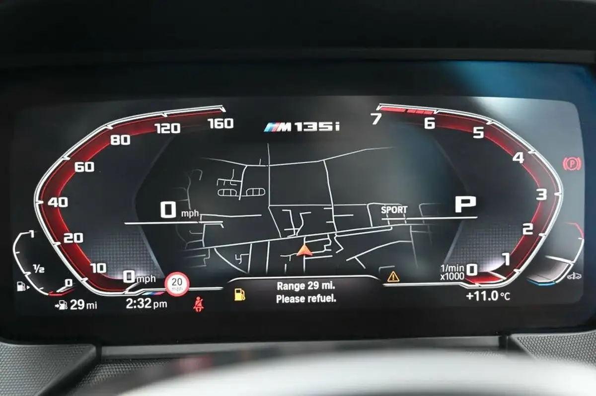2022-bmw-1-series-20-m135i-xdrive-big-20