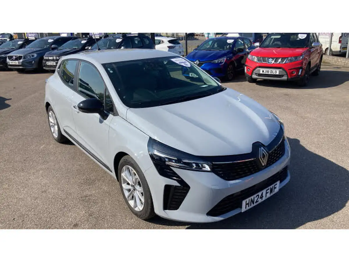 2024-renault-clio-10-tce-evolution-big-21