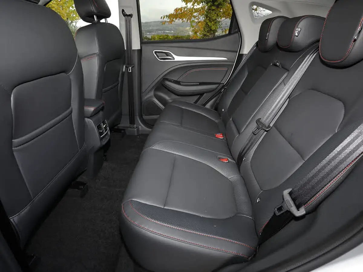 2025-mg-zs-suv-e-trophy-connect-ev-176ps-big-5
