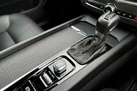 2020-volvo-xc60-20td-d4-momentum-small-12
