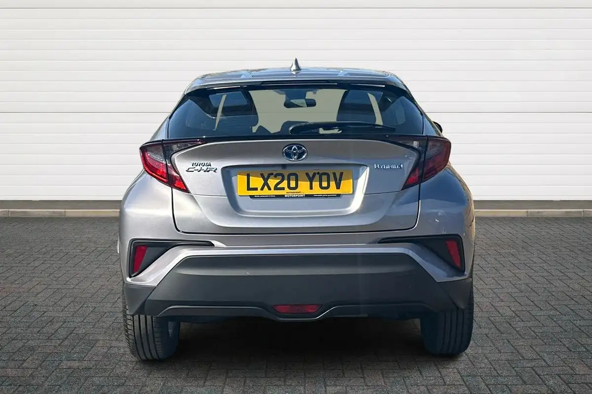 2020-toyota-c-hr-18-vvt-i-icon-parking-pack-big-11