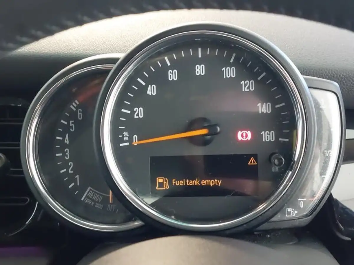 2021-mini-cooper-15-cooper-classic-hatchback-5d-big-17