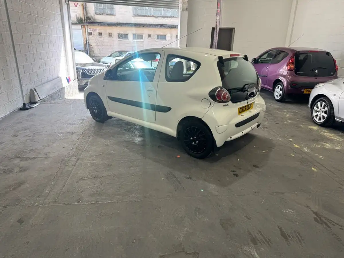 2013-toyota-aygo-10-aygo-ice-3d-big-3